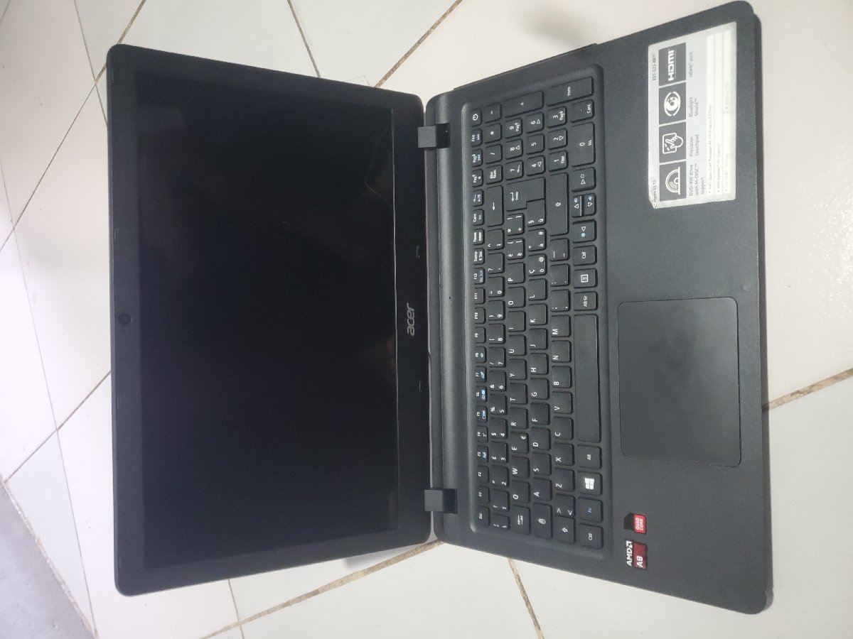 Acer Acer aspire ES1-523